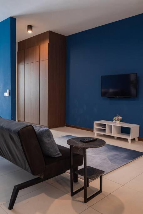 Deluxe Seaview Suite Twin Bed By The Only Bnb ทานจงโตก็อง ภายนอก รูปภาพ