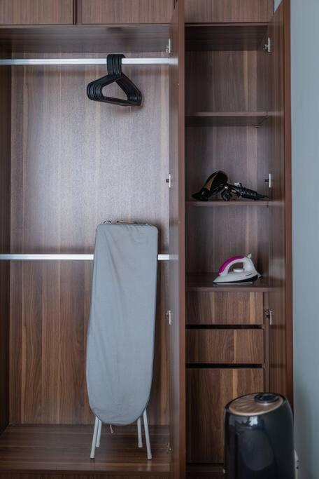 Deluxe Seaview Suite Twin Bed By The Only Bnb ทานจงโตก็อง ภายนอก รูปภาพ
